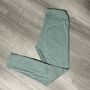 ❤️LuLaRoa OS leggings